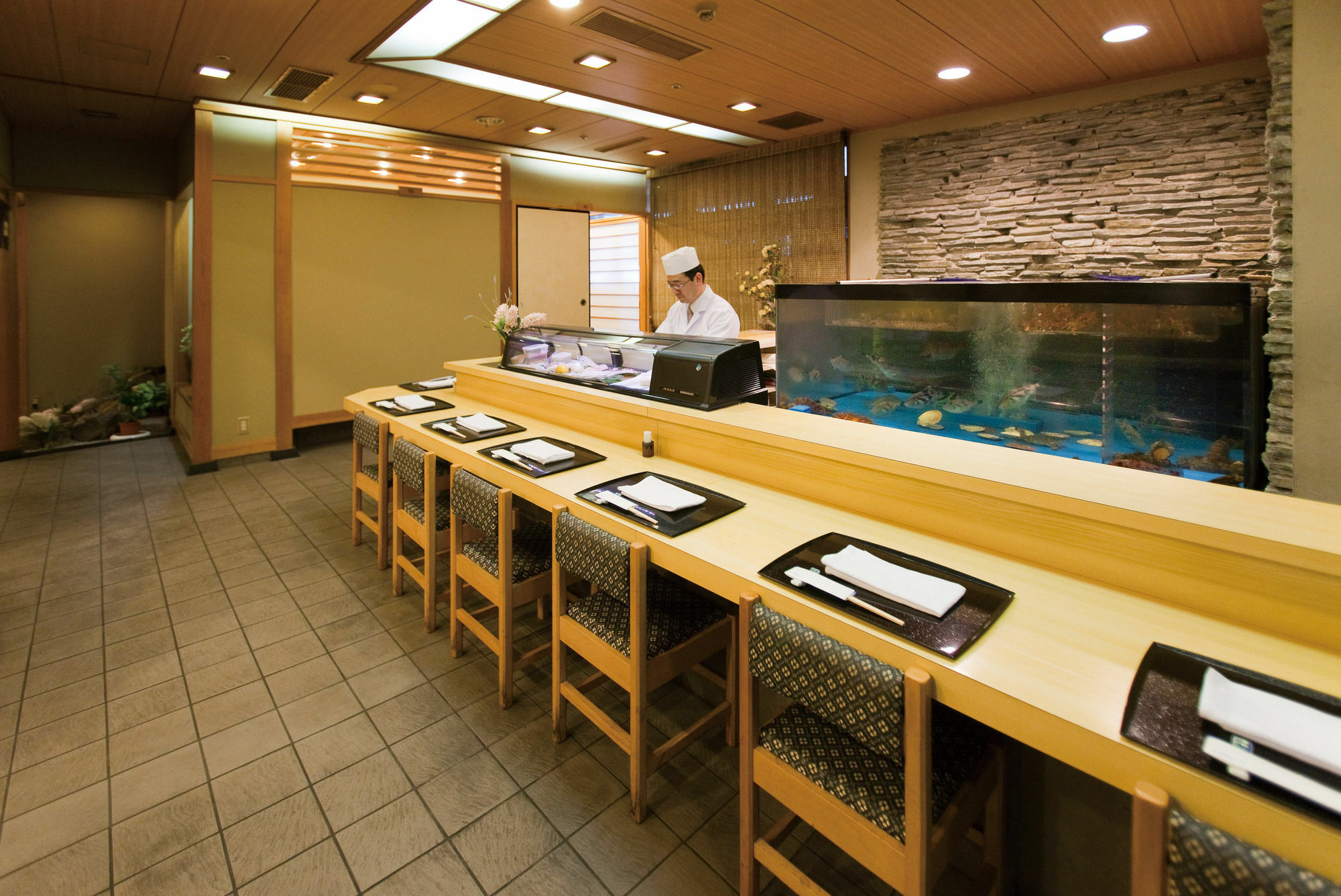 Kokusai Hotel 3*